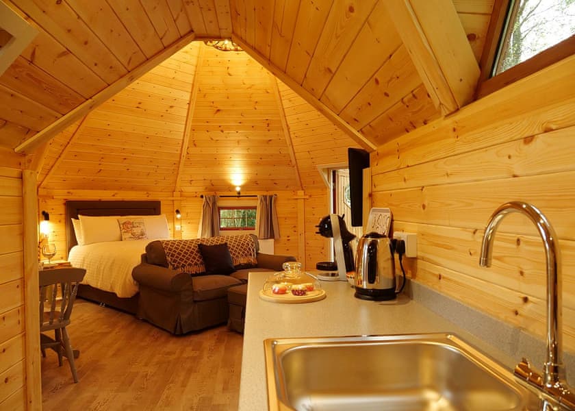 Quackers - Peckmoor Farm Lodges, Crewkerne