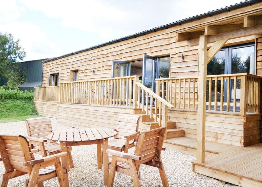 The Old Tack Room - Peckmoor Farm Lodges, Crewkerne