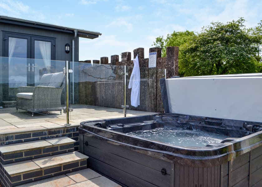 Cariad Y Mor Lodge - Penally Grange, Tenby