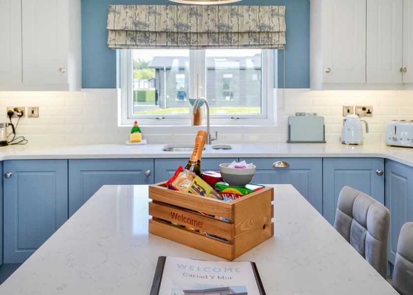 Cariad Y Mor Lodge - Penally Grange, Tenby