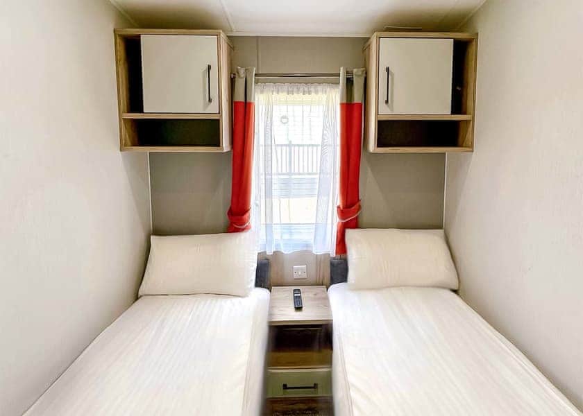 Astoria Caravan Pet Friendly - Pencnwc Holiday Park, Nr New Quay, Cardiganshire