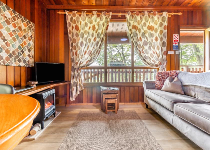 Cedars Spa - Penllwyn Lodges, Garthmyl, Montgomery