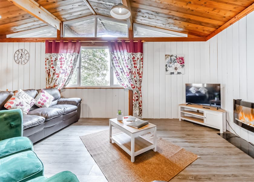 Crow’s Nest - Penllwyn Lodges, Garthmyl, Montgomery