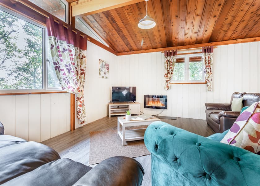 Crow’s Nest - Penllwyn Lodges, Garthmyl, Montgomery