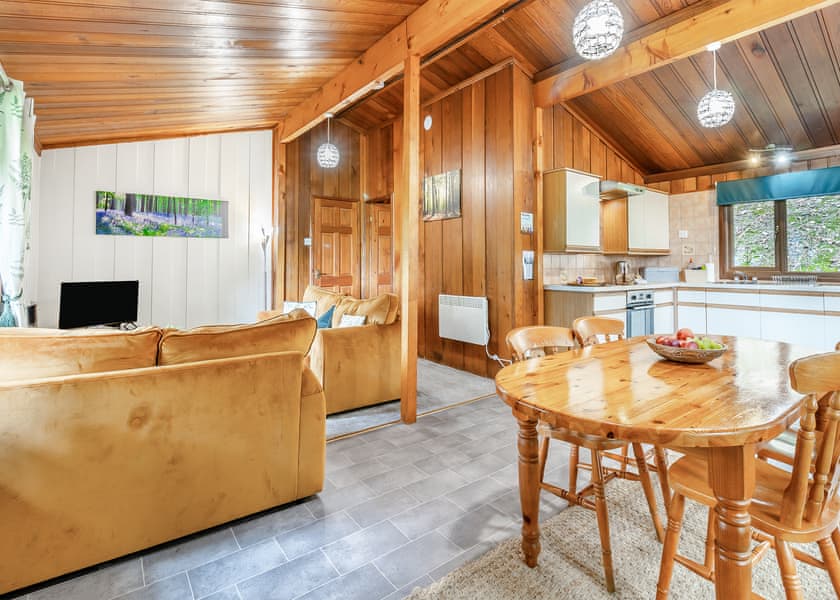 Hawthorn Spa - Penllwyn Lodges, Garthmyl, Montgomery