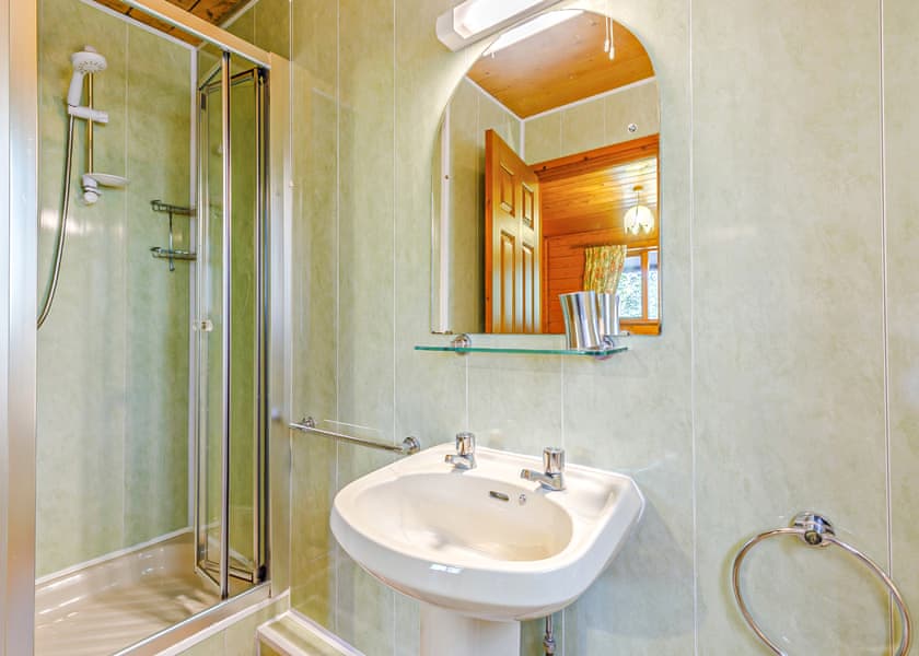 Foxglove - Penllwyn Lodges, Garthmyl, Montgomery