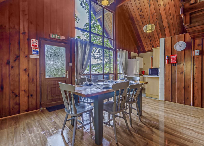 The Oaks Spa - Penllwyn Lodges, Garthmyl, Montgomery