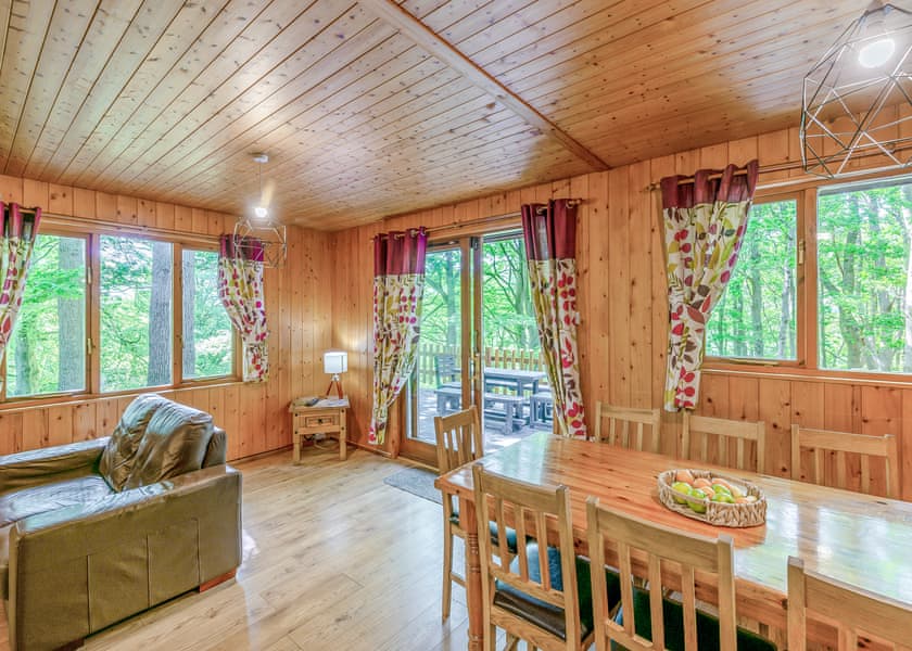 The Saplings - Penllwyn Lodges, Garthmyl, Montgomery