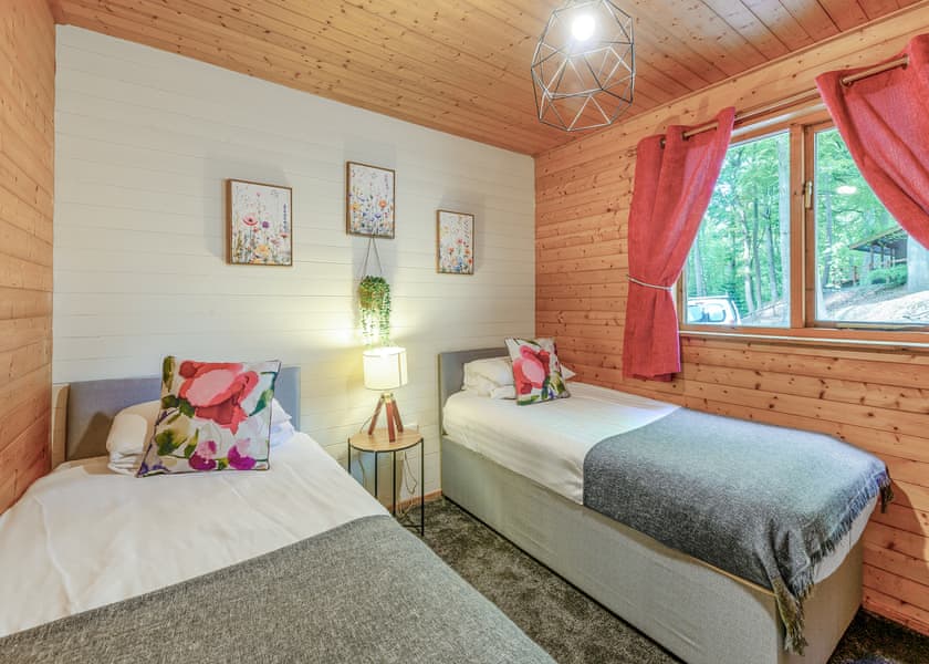 The Saplings - Penllwyn Lodges, Garthmyl, Montgomery