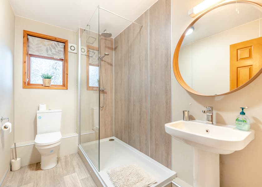 The Squirrels Drey - Penllwyn Lodges, Garthmyl, Montgomery