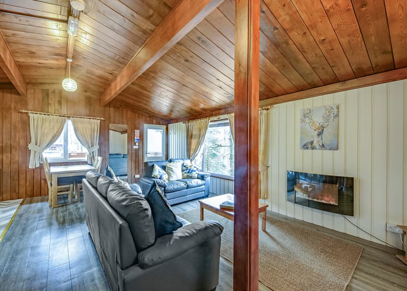 Toft Spa - Penllwyn Lodges, Garthmyl, Montgomery