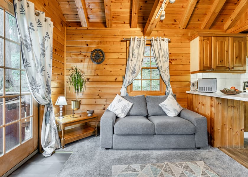 The Hollies - Penllwyn Lodges, Garthmyl, Montgomery