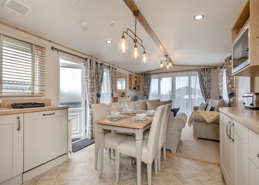 Dinas Pet Friendly - Wayfind Pennant Park, Holywell