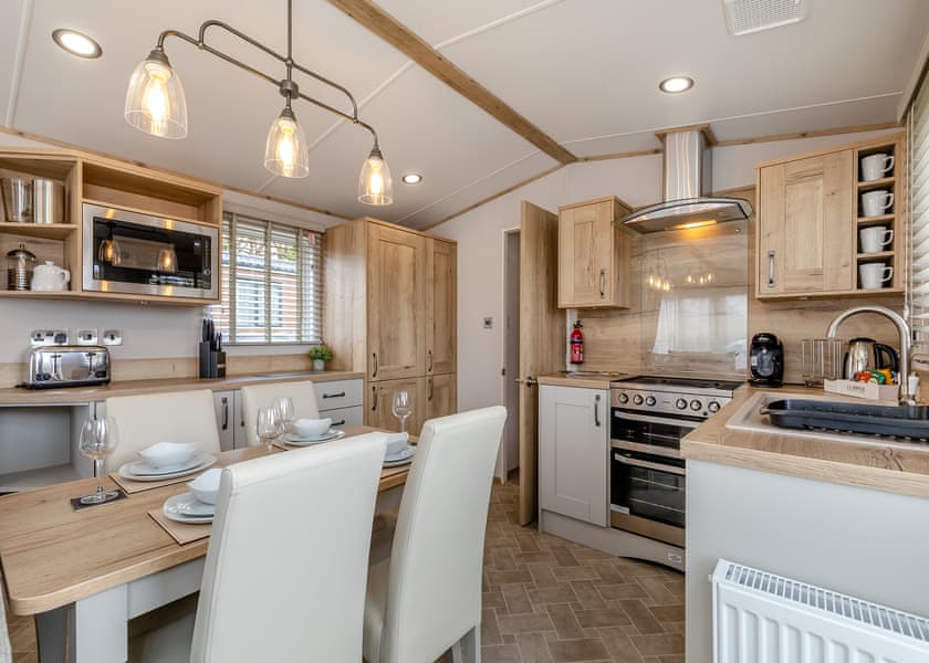 Dinas Pet Friendly - Wayfind Pennant Park, Holywell