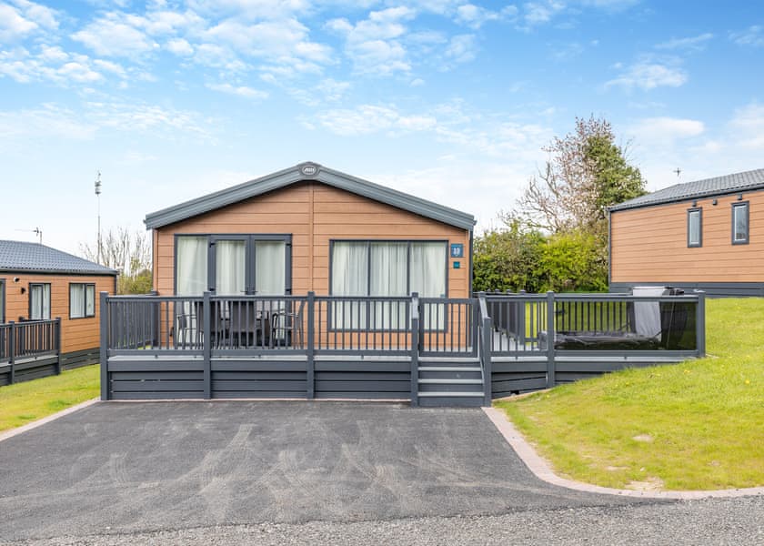 Coron Premier Pet Friendly - Wayfind Pennant Park, Holywell