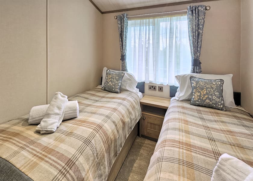 Celyn Premier - Wayfind Pennant Park, Holywell