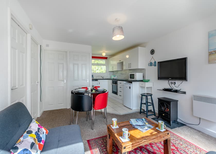 Stowe Chalet (Pet), Stowe Chalet - Penstowe Park Holiday Lodges, Kilkhampton, Bude