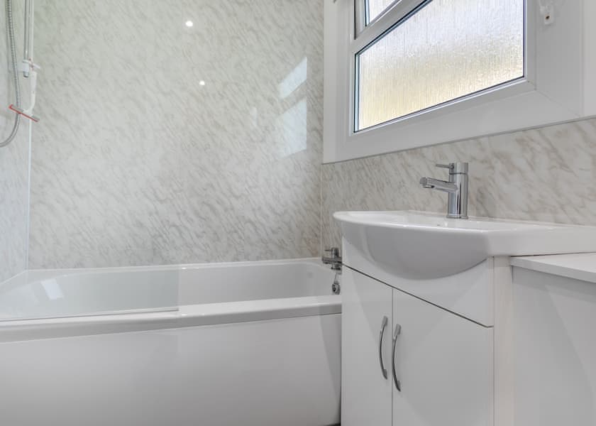 Stowe Chalet (Pet), Stowe Chalet - Penstowe Park Holiday Lodges, Kilkhampton, Bude