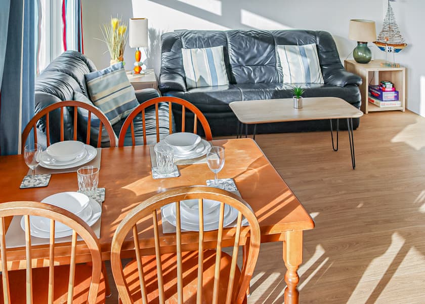 6 The Manor Cabin - Penstowe Park Holiday Lodges, Kilkhampton, Bude