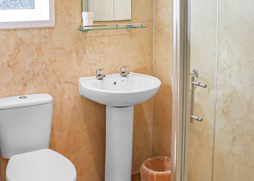 6 The Manor Cabin - Penstowe Park Holiday Lodges, Kilkhampton, Bude