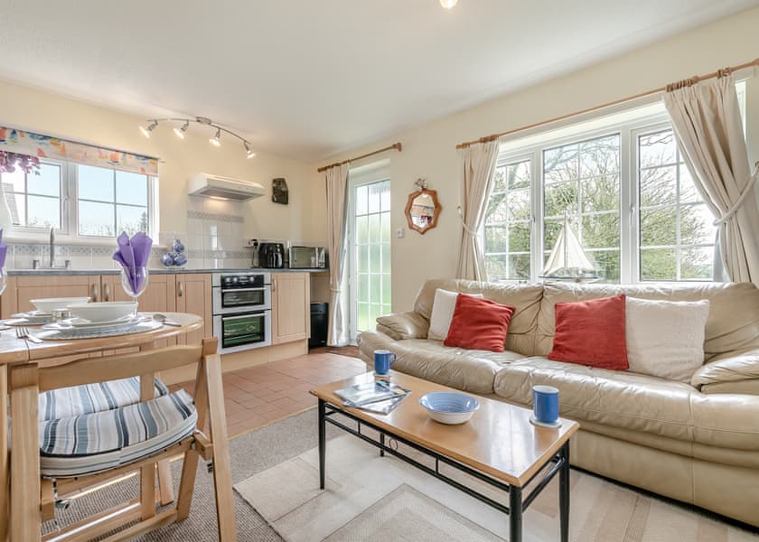 Penhalt Cottage No 8 - Penstowe Park Holiday Lodges, Kilkhampton, Bude