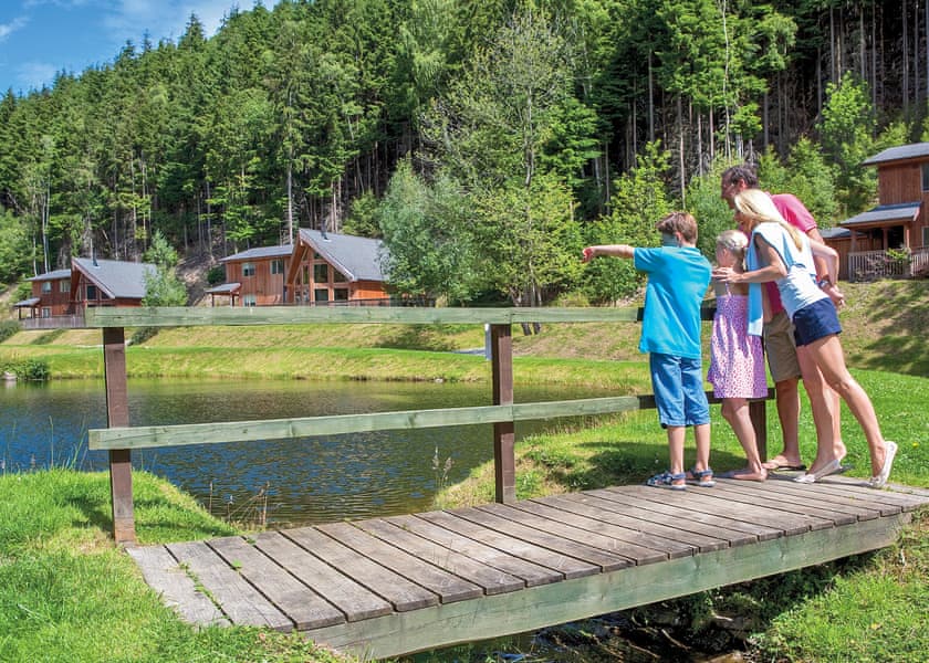 Penvale Lakes Lodges, Llangollen