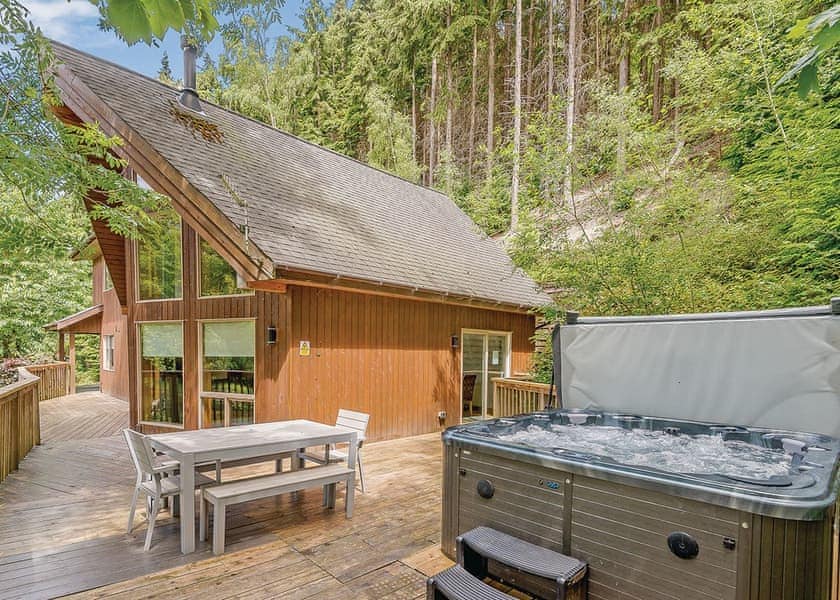Typical Birches Lodge VIP (Pet) | Penvale Lake Lodges, Llangollen