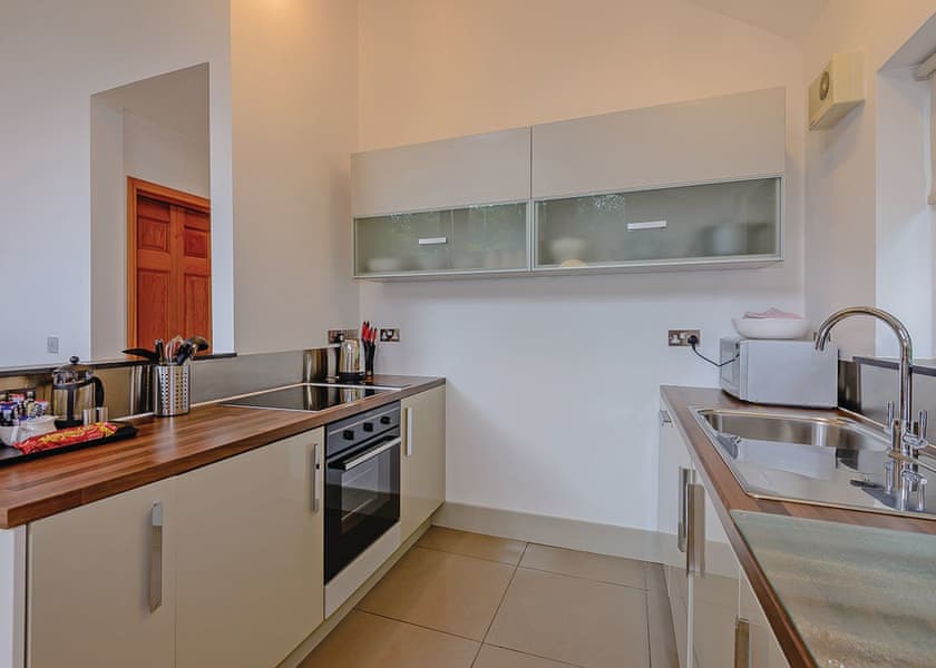 Ontario (Pet) - Penvale Lakes Lodges, Llangollen