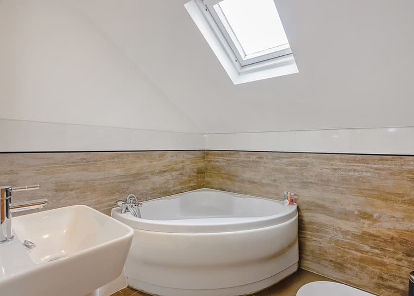 Valley View Cottage - Penvale Lakes Lodges, Llangollen