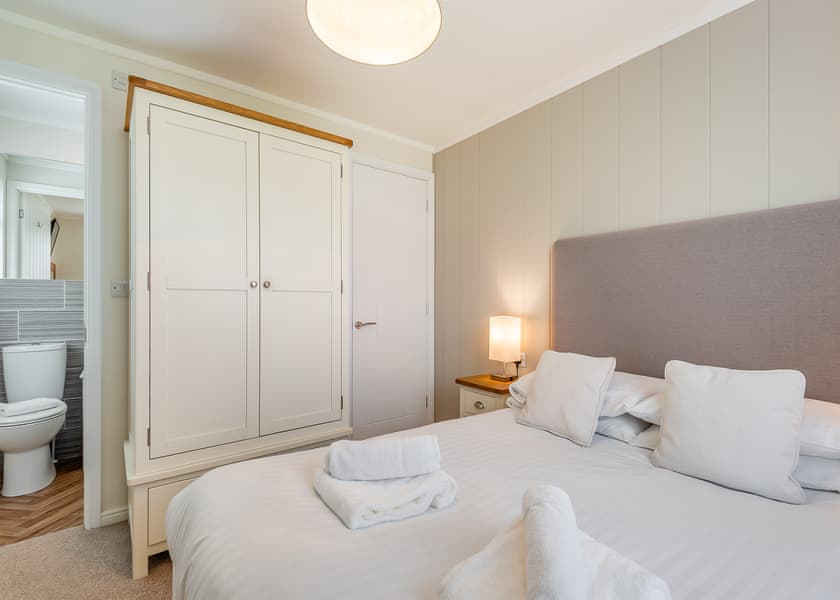 Foxglove 6 Platinum - Pen-y-Garth Lodges, Bala,