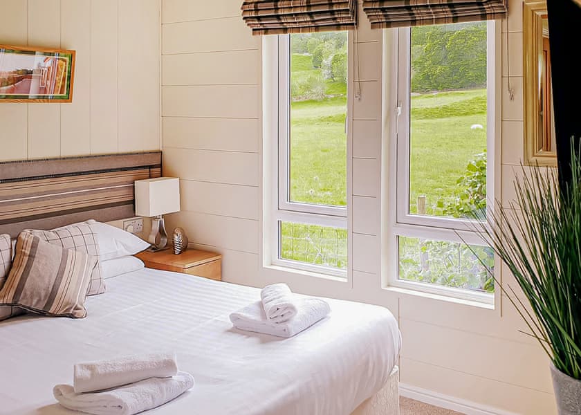 Tryfan Retreat - Pen-y-Garth Lodges, Bala,