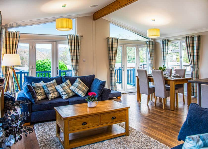 Yr Arenig - Pen-y-Garth Lodges, Bala,