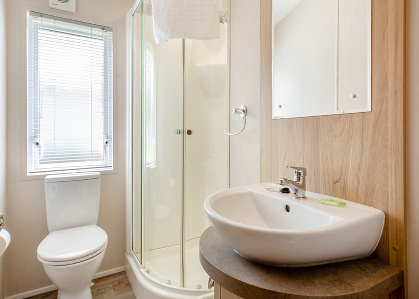 Foxglove 6 Platinum Pet - Pen-y-Garth Lodges, Bala,