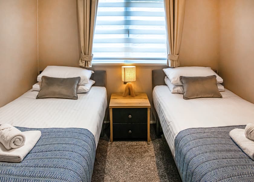 Lliw - Pen-y-Garth Lodges, Bala,