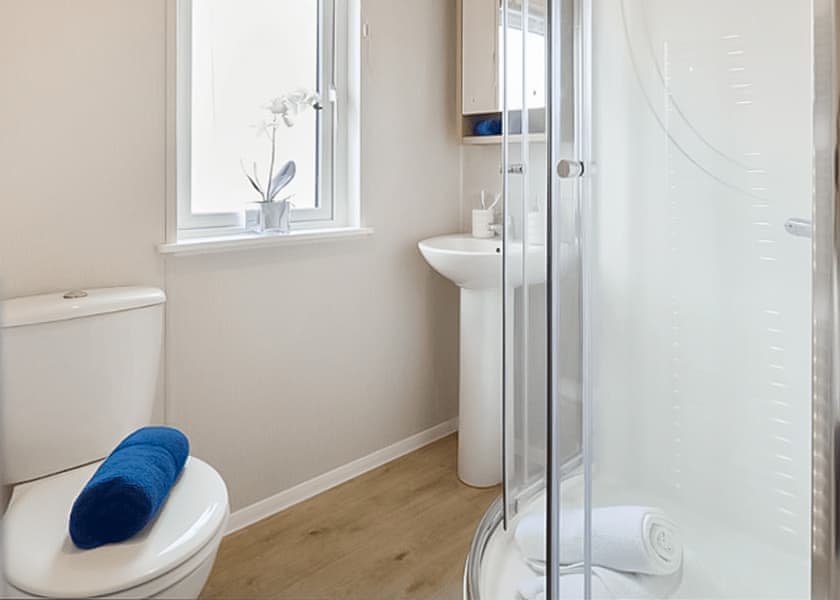 Lliw - Pen-y-Garth Lodges, Bala,