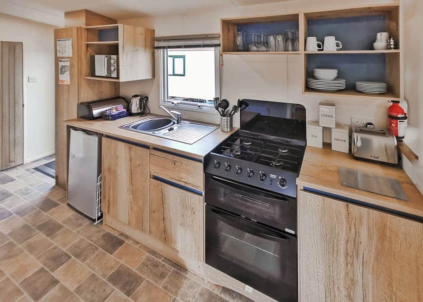 Gold Plus 2 Bed - Perran Heights Holiday Park, Penhallow