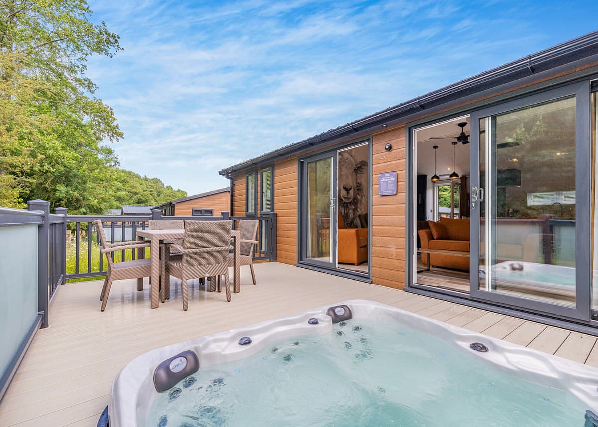 Plas Isaf Lodge Retreat - Holiday lodge in North Wales - Image 1