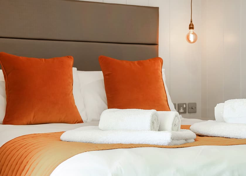 Studio Lodge - Plassey Holiday Park, Eyton, Wrexham