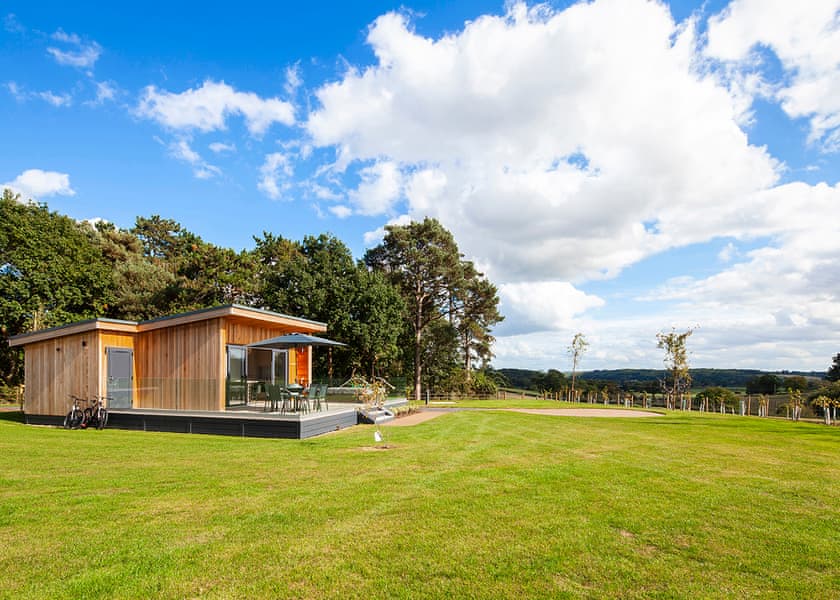 Studio Lodge Plus - Plassey Holiday Park, Eyton, Wrexham