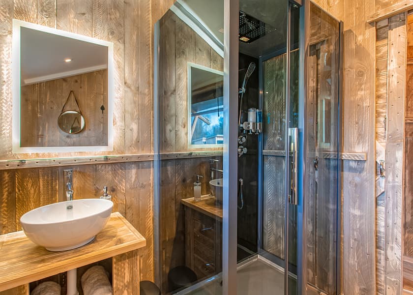 Safari Tent Plus - Plassey Holiday Park, Eyton, Wrexham