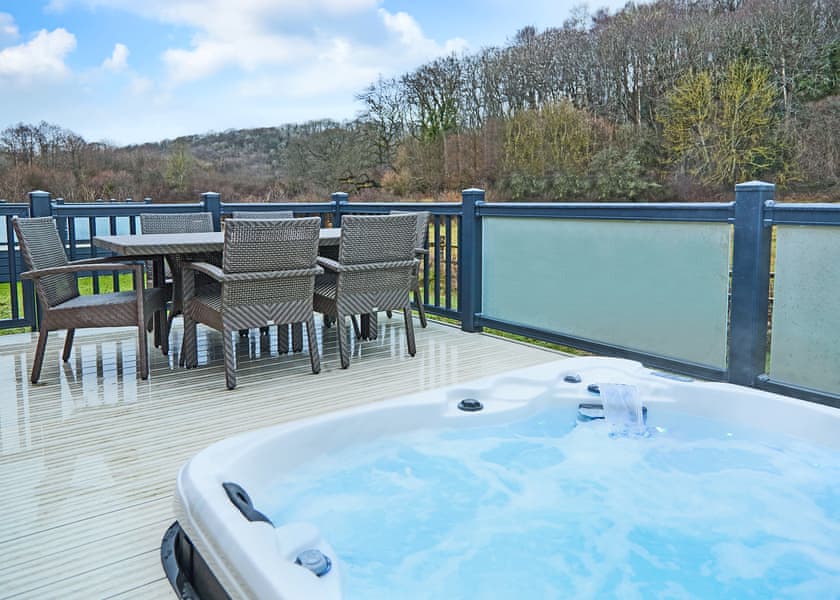 Plas Isaf Lodge Retreat, Caerwys 