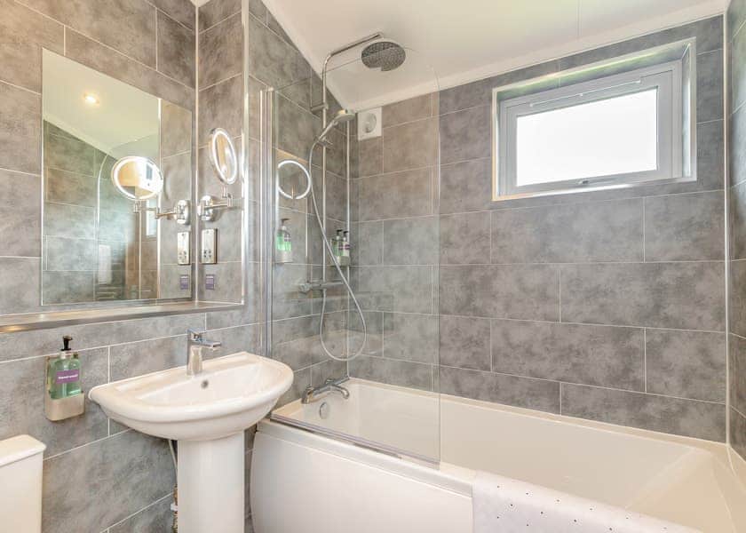 Gwynedd - Plas Isaf Lodge Retreat, Caerwys