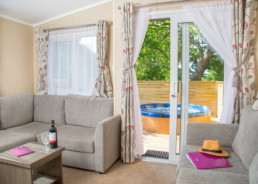 Signature Premier 6 Plus (Pet Friendly) - Primley Meadow, Paignton