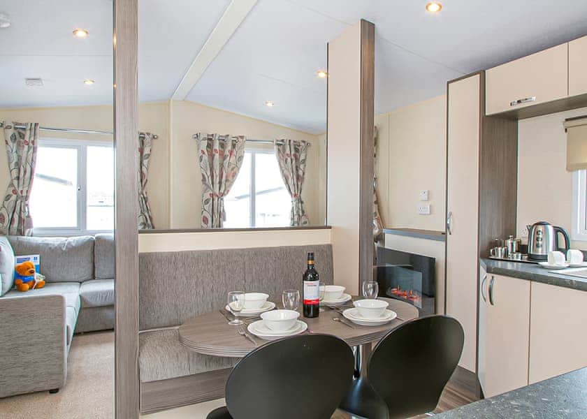 Signature Premier 6 Plus (Pet Friendly) - Primley Meadow, Paignton