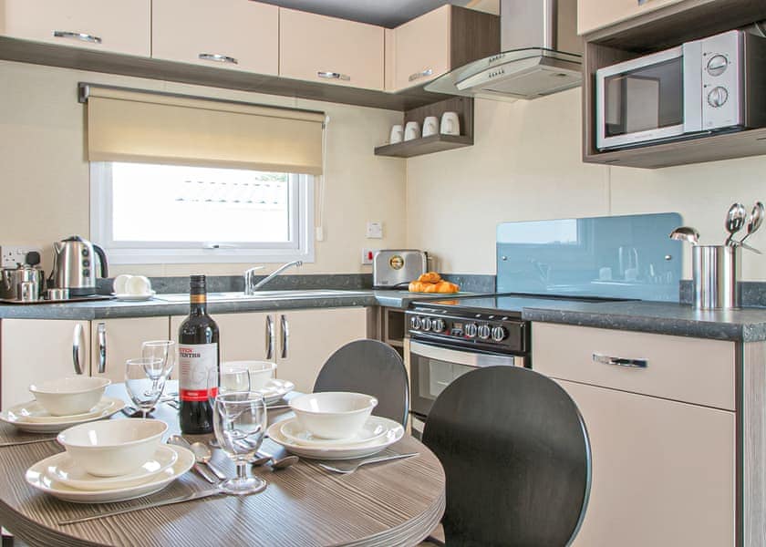 Signature Premier 6 Plus (Pet Friendly) - Primley Meadow, Paignton