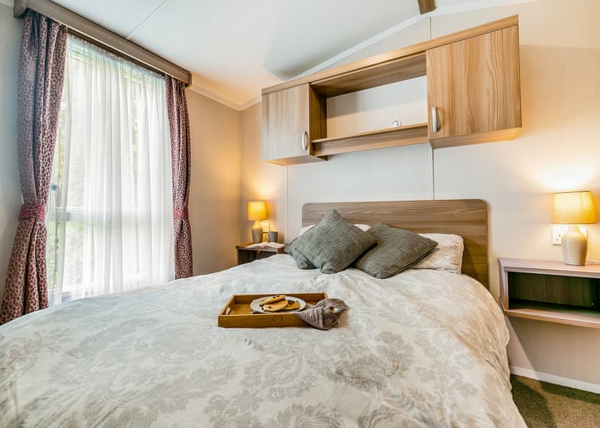 Gold - Poldown Holiday Park, Helston