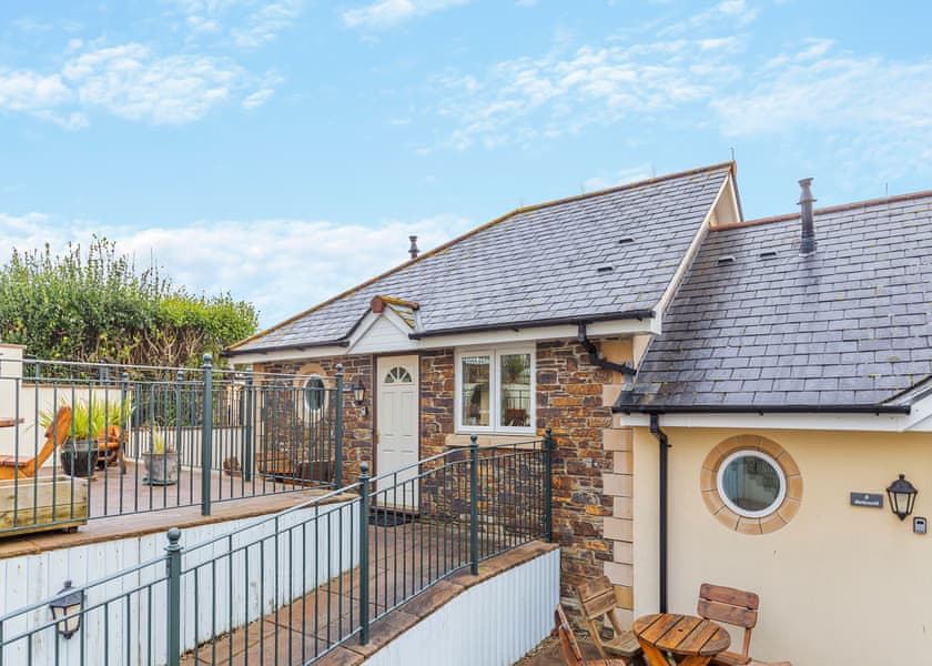 Veor Pool Villa - Porth Veor, Porth, Nr Newquay