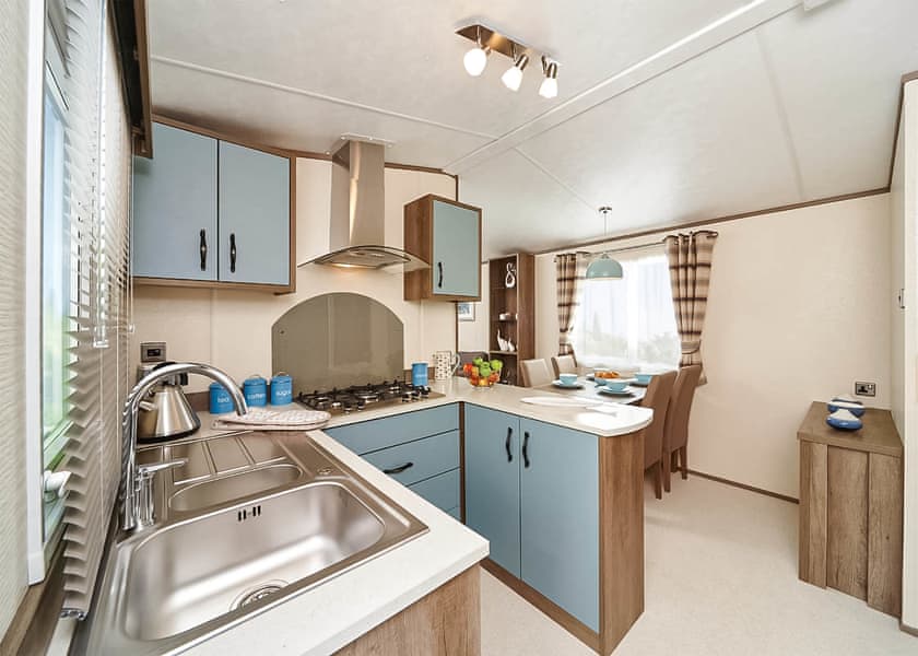 Superior Caravan 4 - Praa Sands Holiday Park, Penzance