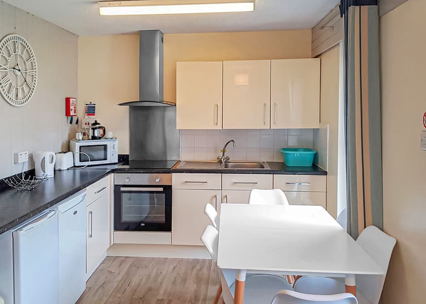 Typical PV 3 Bed Silver Bungalow 6 | PV 3 Bed Silver Bungalow 6 - Perran View Holiday Park, St Agnes, Nr Newquay