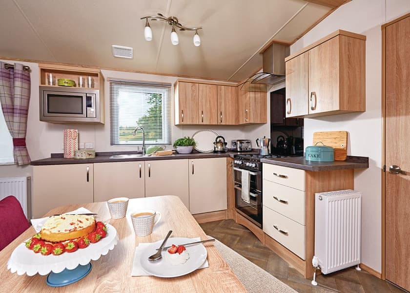Typical Catamaran | Thorness Bay, Thorness, Nr Cowes
